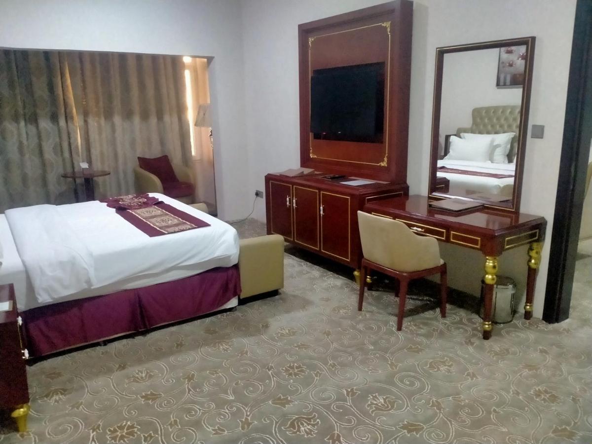 Al Salam Grand Hotel & Resort Al Buraimi Extérieur photo