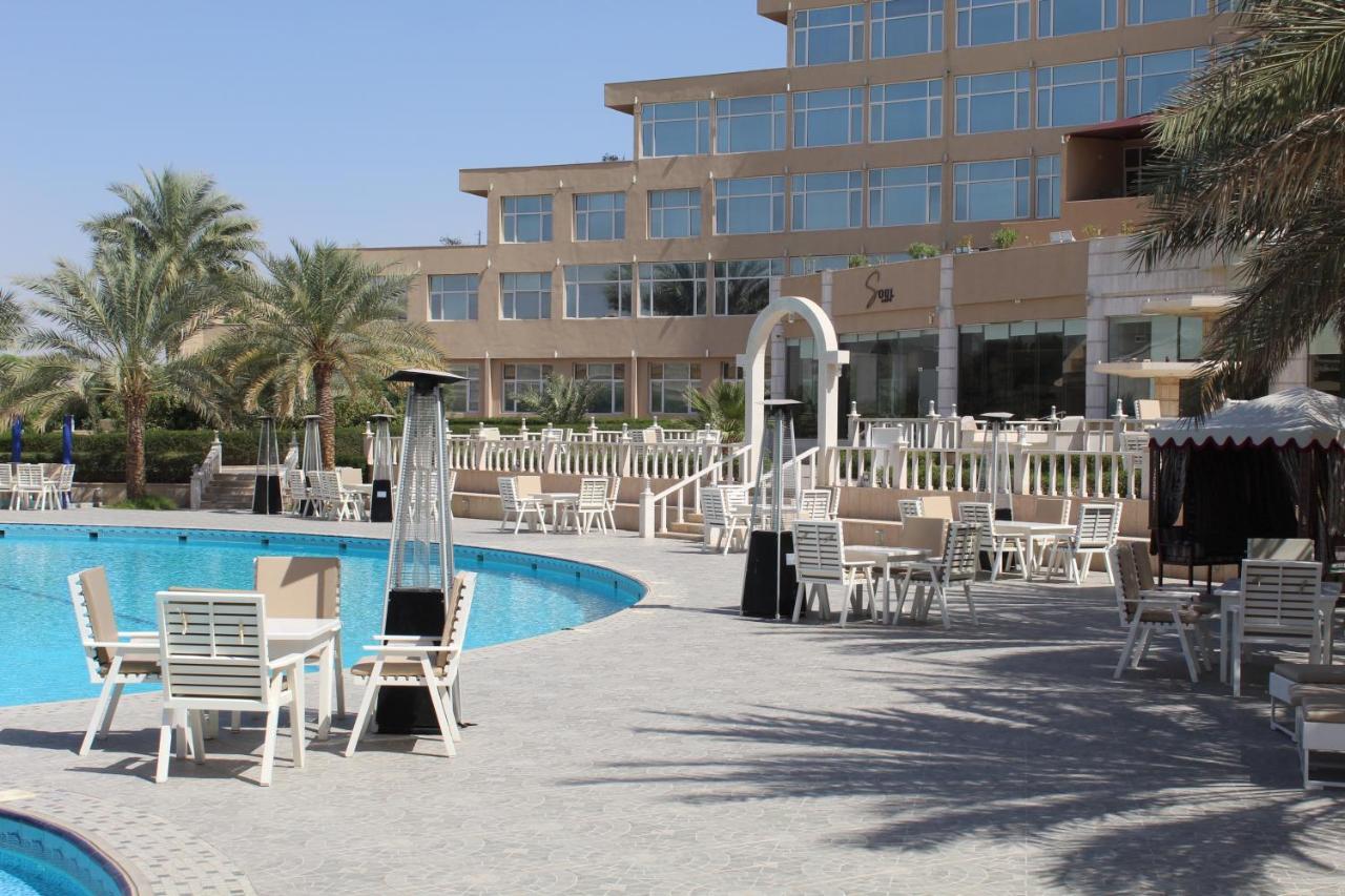 Al Salam Grand Hotel & Resort Al Buraimi Extérieur photo