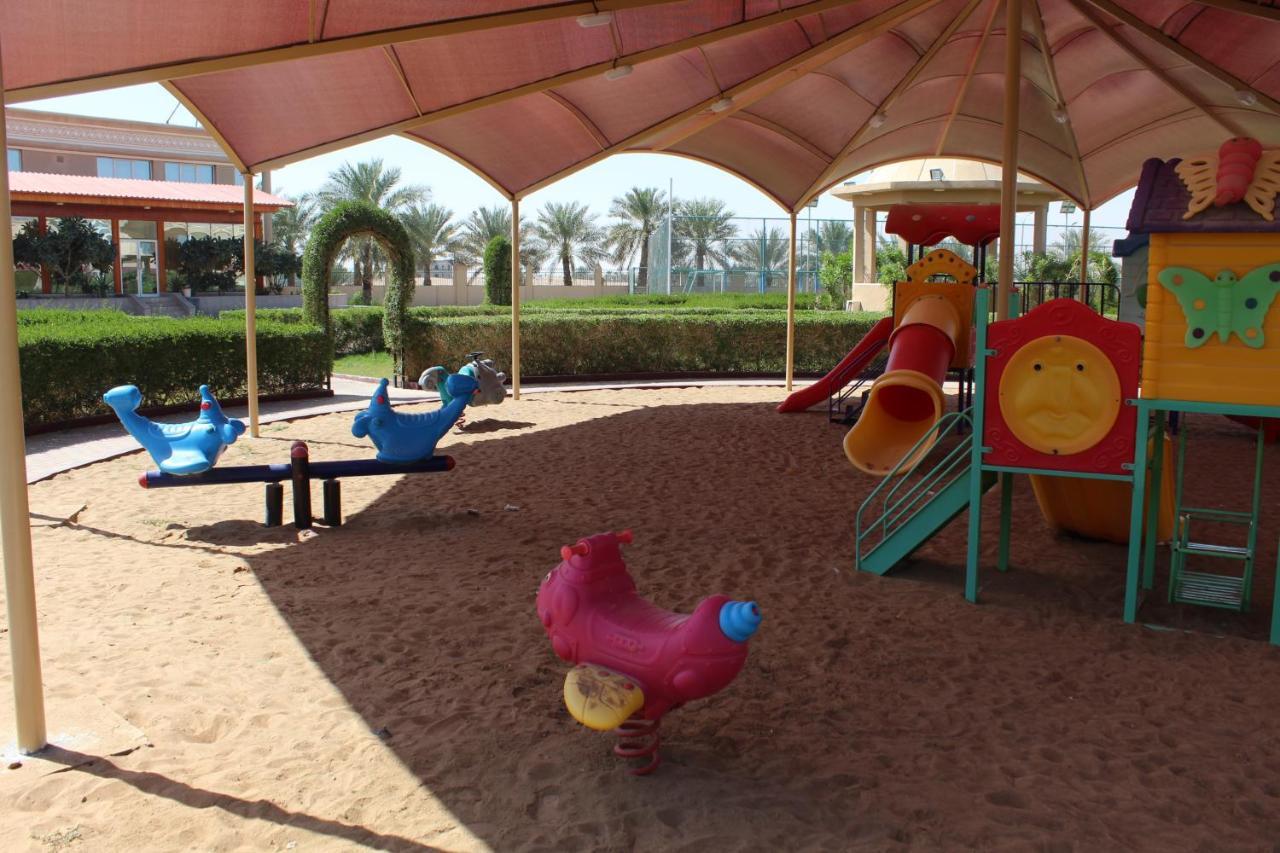 Al Salam Grand Hotel & Resort Al Buraimi Extérieur photo