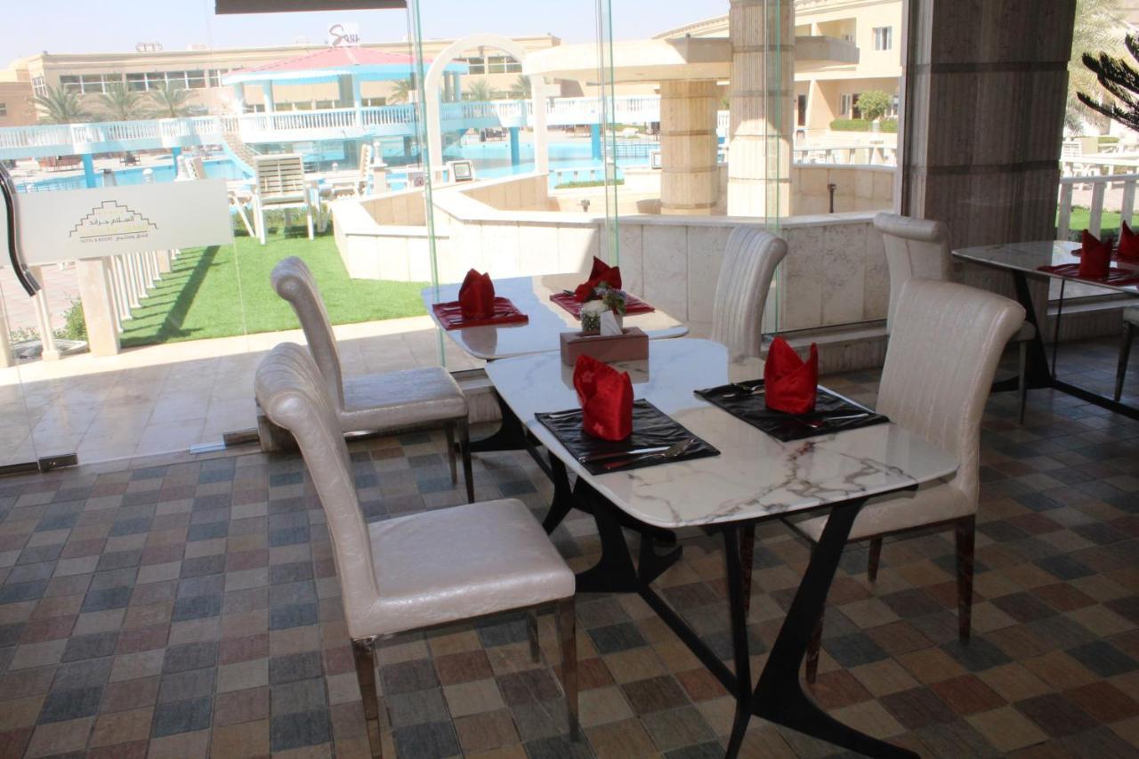 Al Salam Grand Hotel & Resort Al Buraimi Extérieur photo